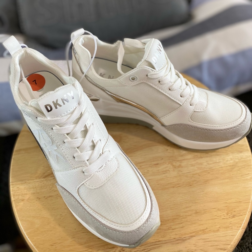 DKNY Carrie fashion sneakers 👟👟